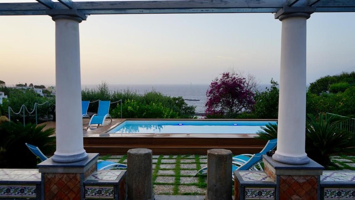 Villa Amalu Capri Piscina E Giardino ภายนอก รูปภาพ