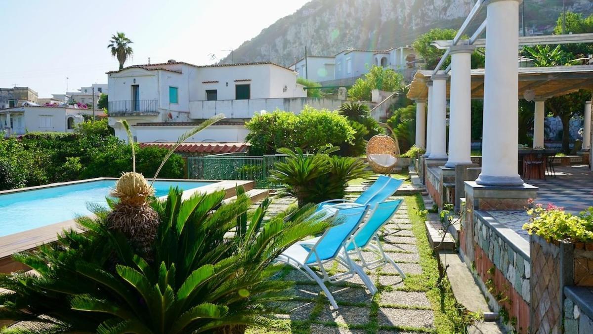 Villa Amalu Capri Piscina E Giardino ภายนอก รูปภาพ